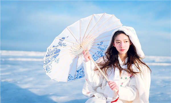 多伦试管代怀生子多少钱一个？助孕之路的费用分析与方案选择