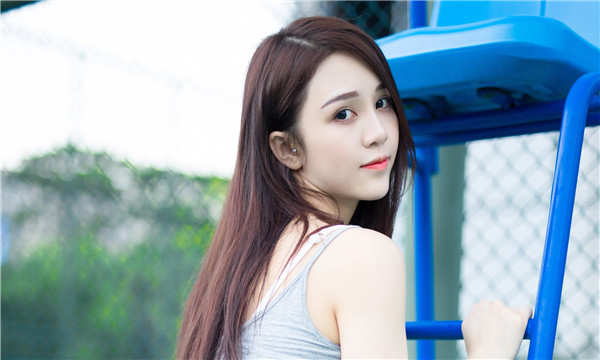 多伦如何选择靠谱的试管代育生子机构，助您拥有自己的孩子